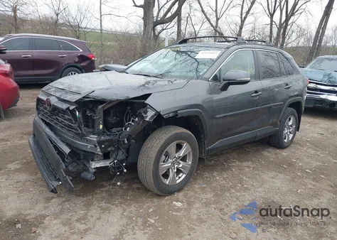 2024 Toyota Rav4 Xle z USA, uszkodzony, nr VIN 2T3P1RFV7RW442253